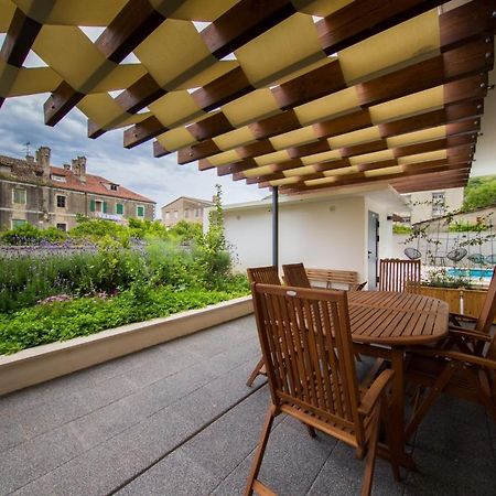 Bella Vista Suites ภายนอก รูปภาพ