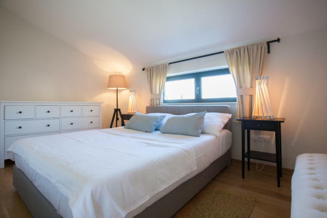 Bella Vista Suites ภายนอก รูปภาพ